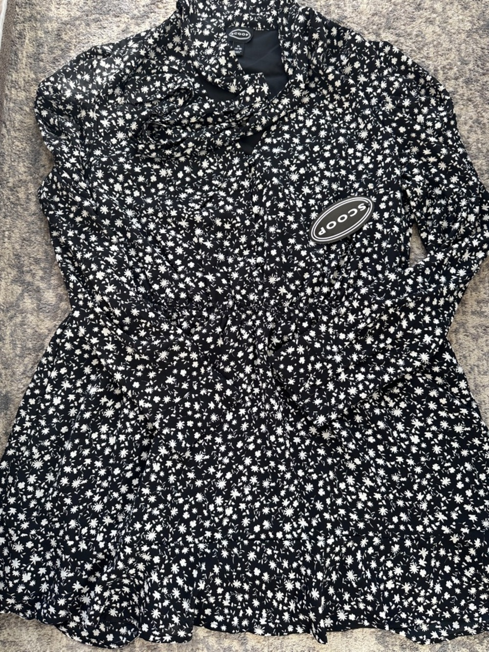 Scoop Black & White Floral Long-Sleeve Dress